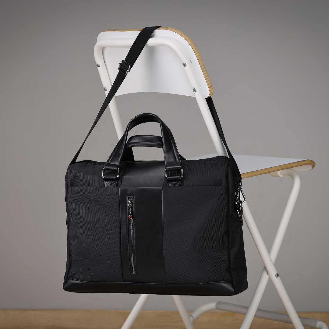 Alpha Corporate Briefcase - Travel Briefcase - SKROSS Travel